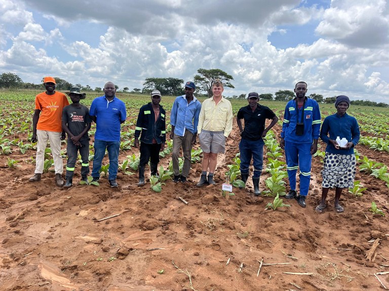 Field visit and application lesson with the growers